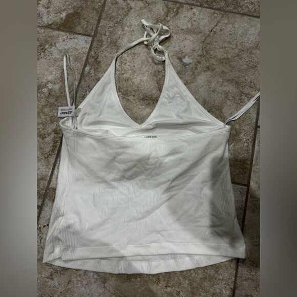 White halter top 2X NWT - Picture 2 of 3